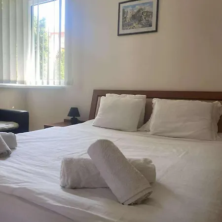 Ground Floor, 2-bed Apartment